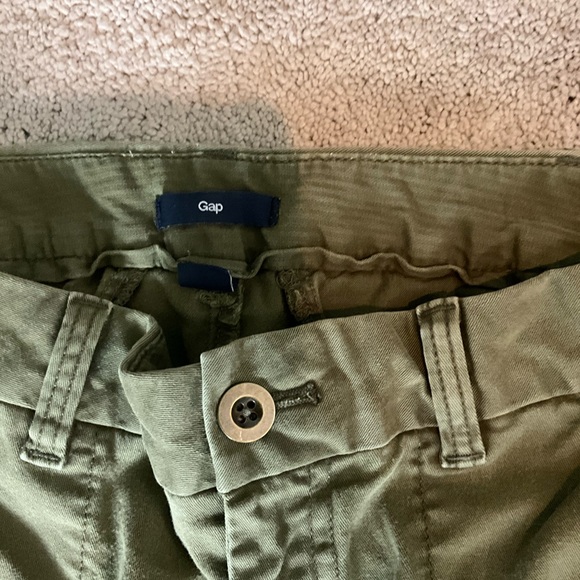 Gap Khaki Green Cargo Pants - Picture 2 of 3